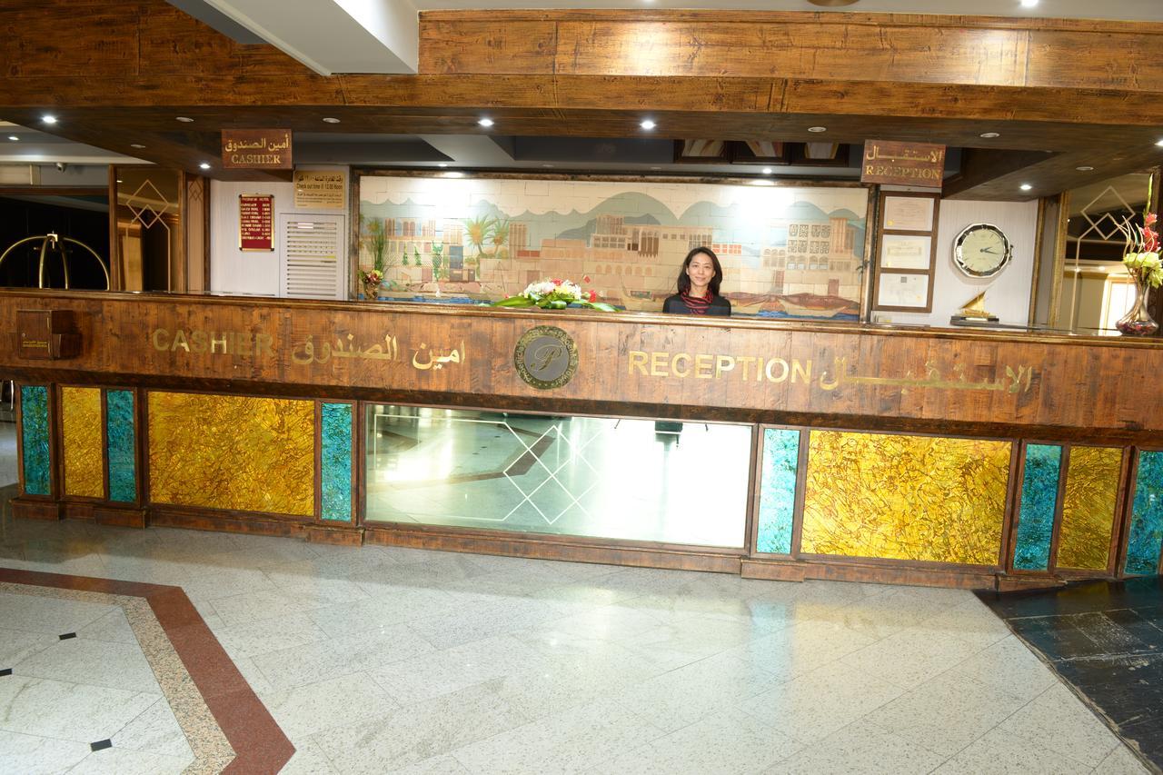 Phoenicia Hotel Манама Екстериор снимка